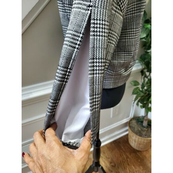 OVS Women's White & Black Polyester Round Neck Long Sleeve Top Shirt Size Small - Picture 7 of 12